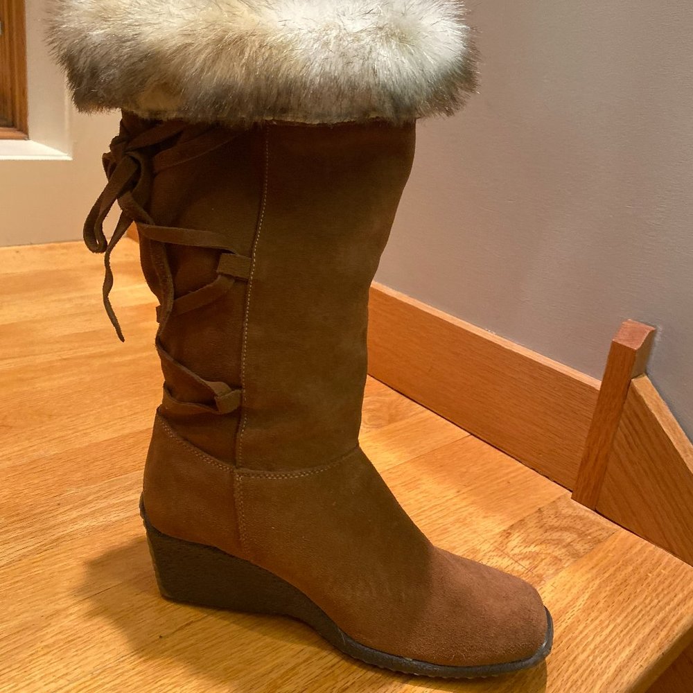 Santana Canada Brown Knee High Women's Boots, Size 8.5 - Picture 5 of 6